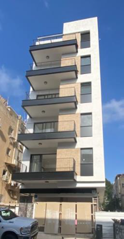 מבנה מגורים ברחוב מולדת 5